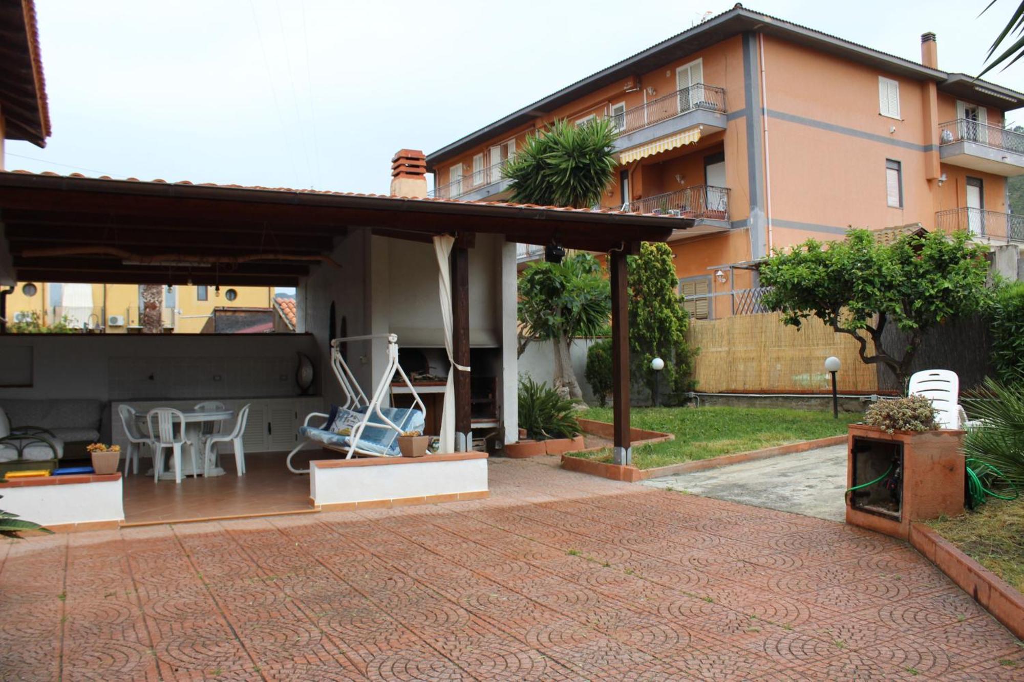 Mare, Sole E Relax A 5 Km Da Cefalu' Exterior photo
